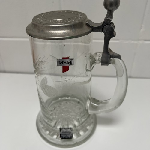 Bierkrug mit zinndeckel motiv - bierkrug,